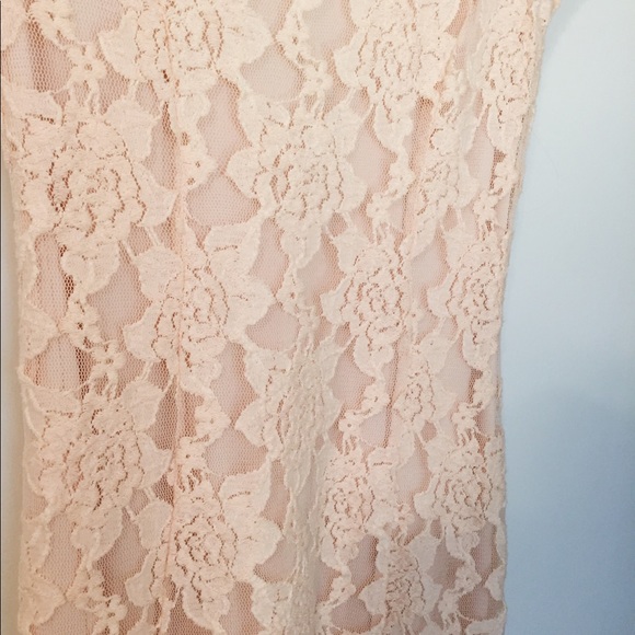 Light pink lace mini dress! - Picture 6 of 6